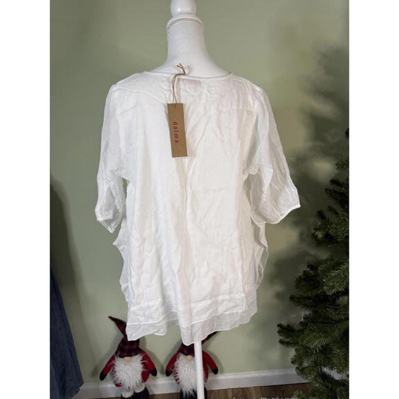 NWT! Dolma Elegant Layered Flowy White Button-Up Women's Blouse Size Medium - Picture 4 of 8